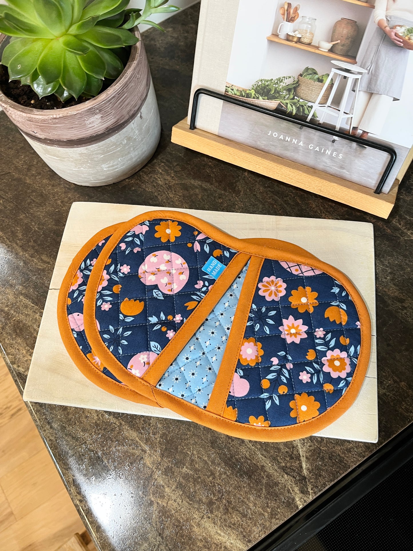 Jelly Bean Hot Pot Holders - Orange/Navy Apple