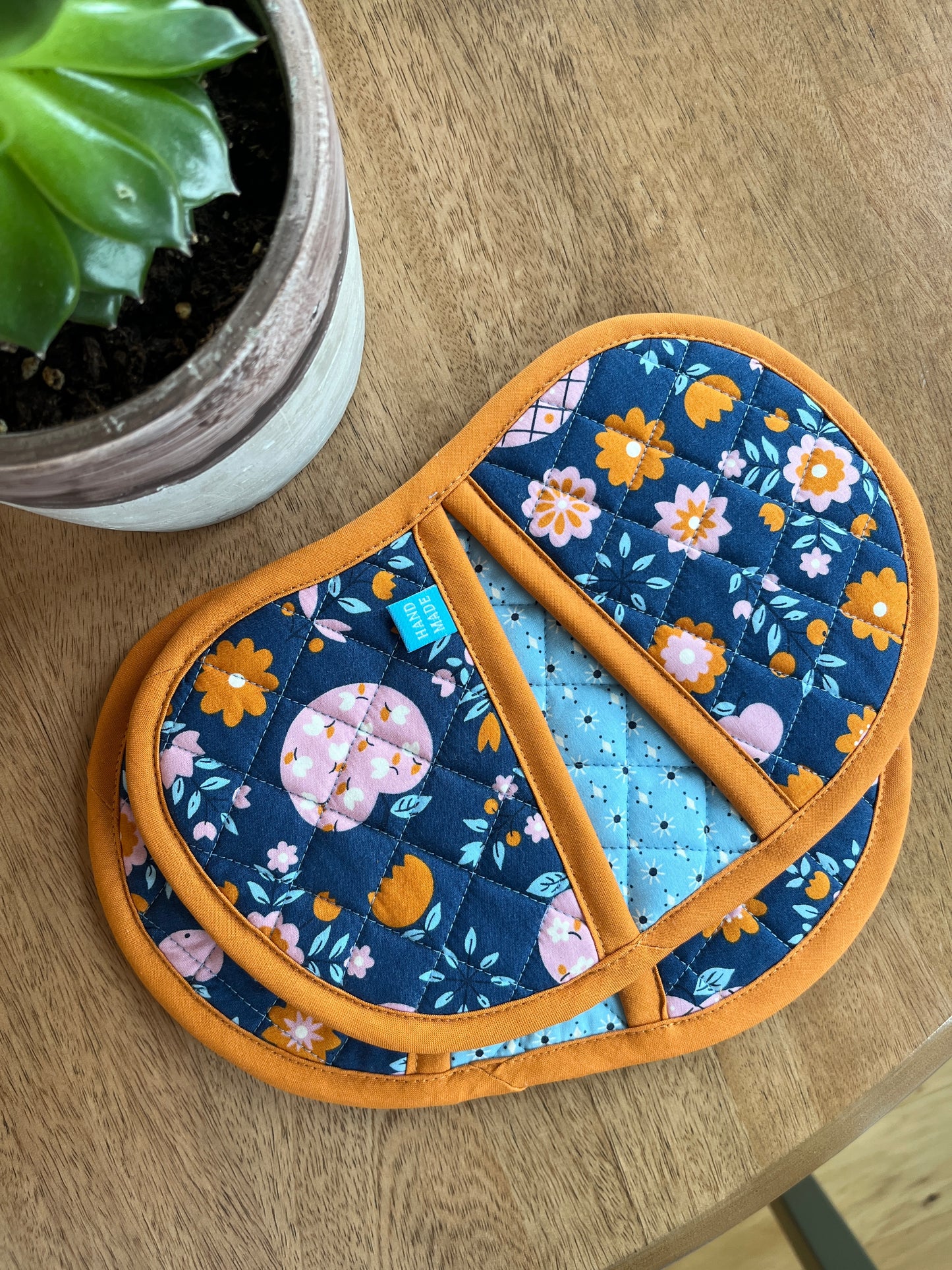 Jelly Bean Hot Pot Holders - Orange/Navy Apple