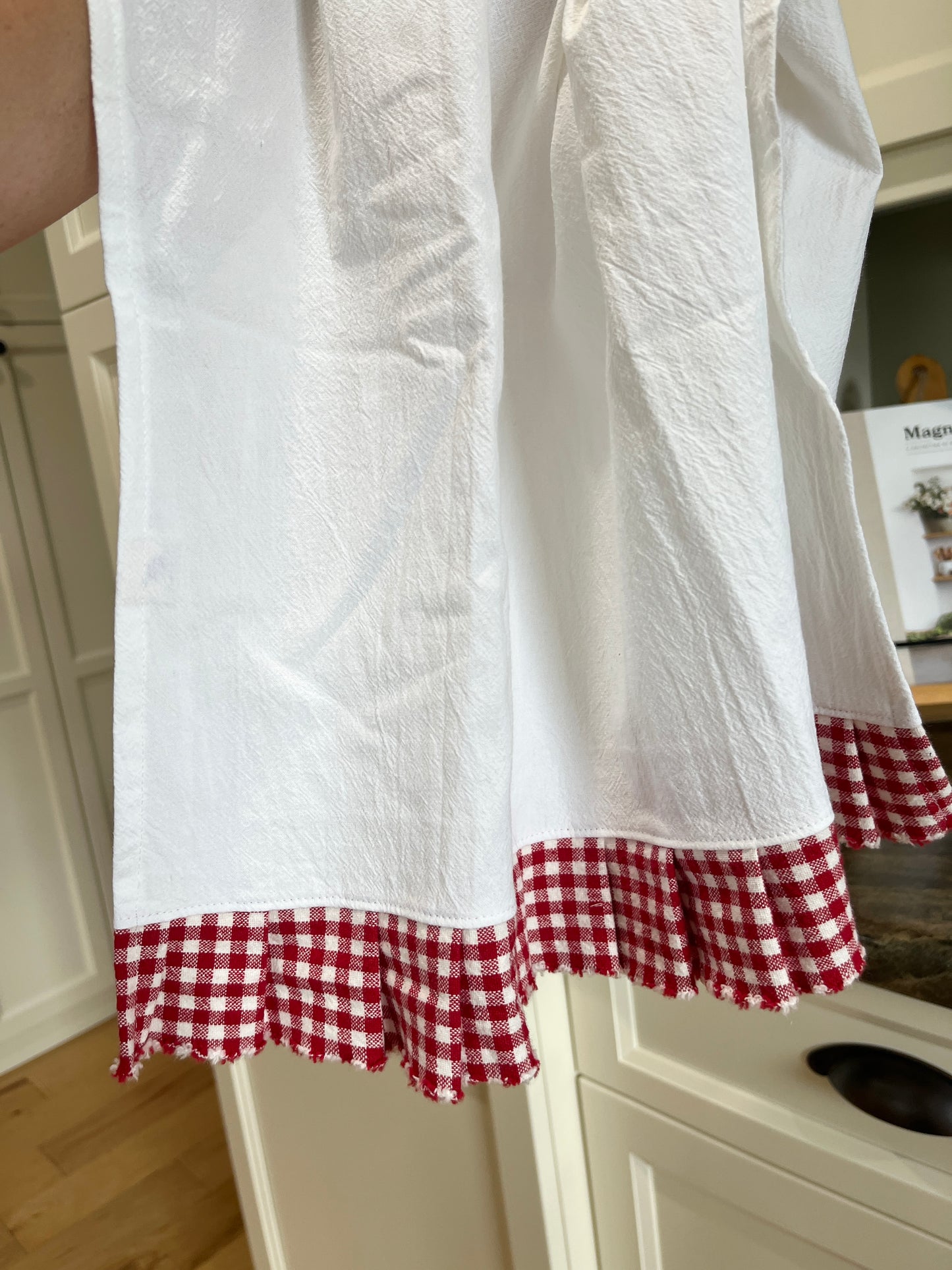 Flour Sack Tea Towel - Ruffled Red Check