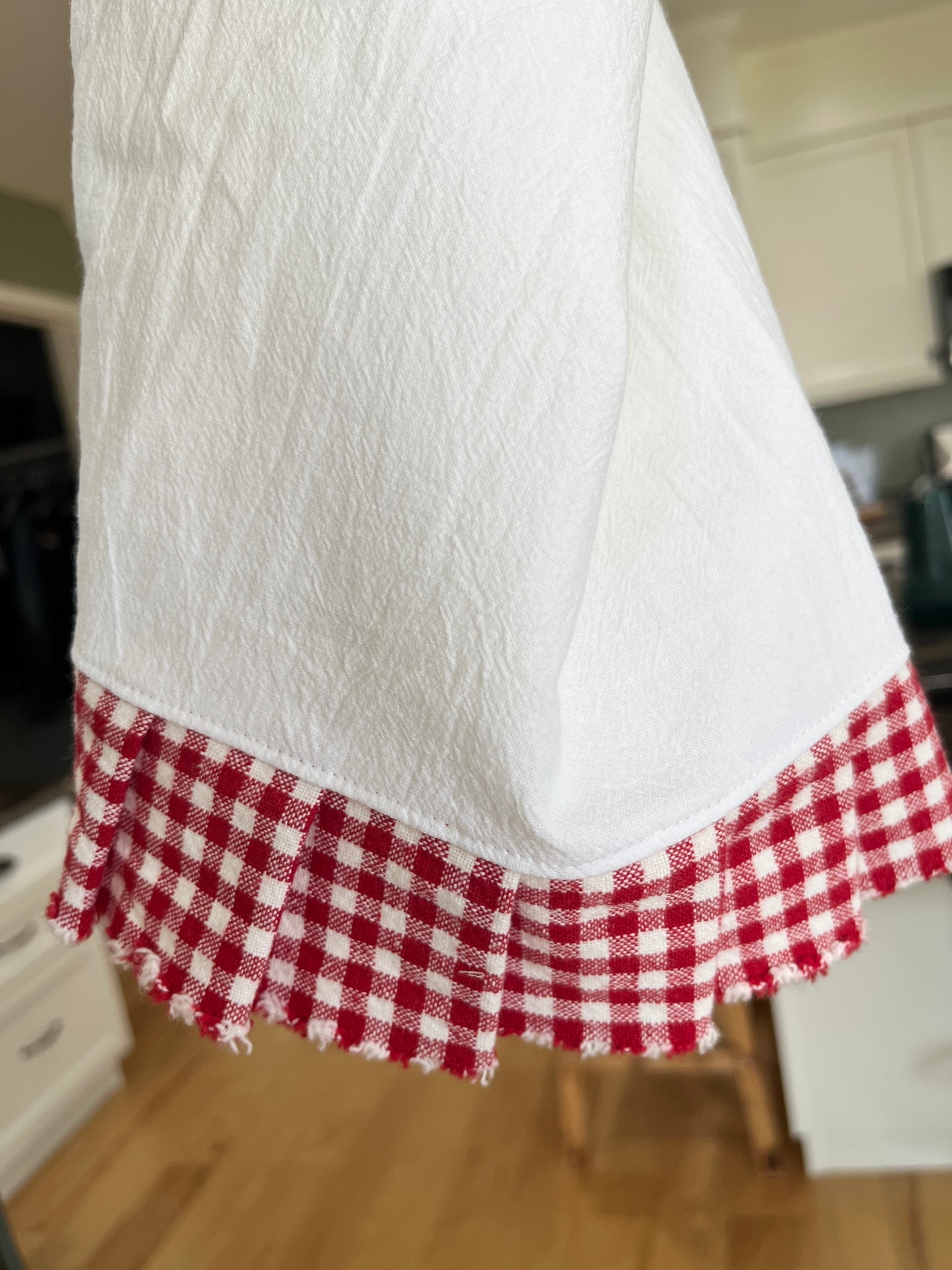 Flour Sack Tea Towel - Ruffled Red Check