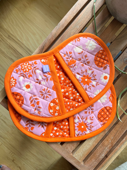 Jelly Bean Hot Pot Holders - Pink/Orange Apple
